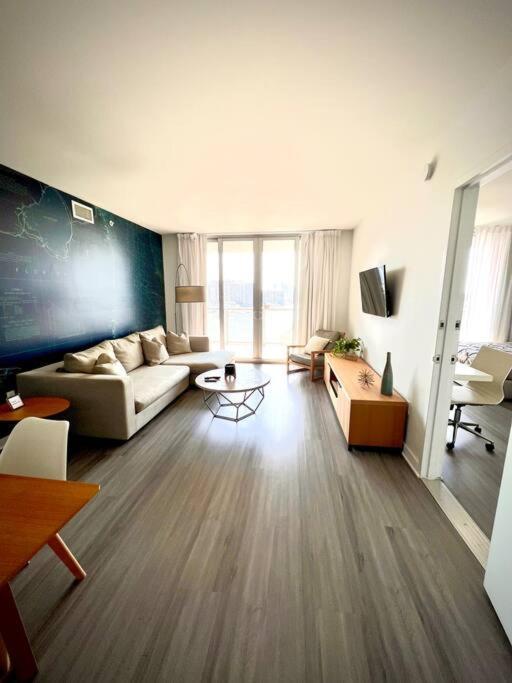 Luxury Condo Steps From Beach Hallandale Beach Buitenkant foto